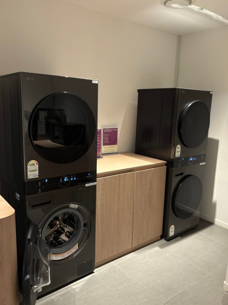Free washing machines and dryers for guests at The Link Seoul