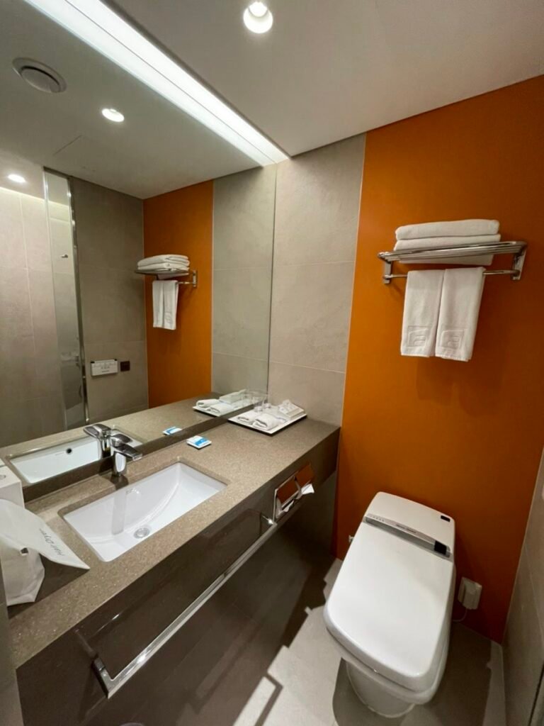 Shower room and bathroom at Aloft Seoul Myeongdong