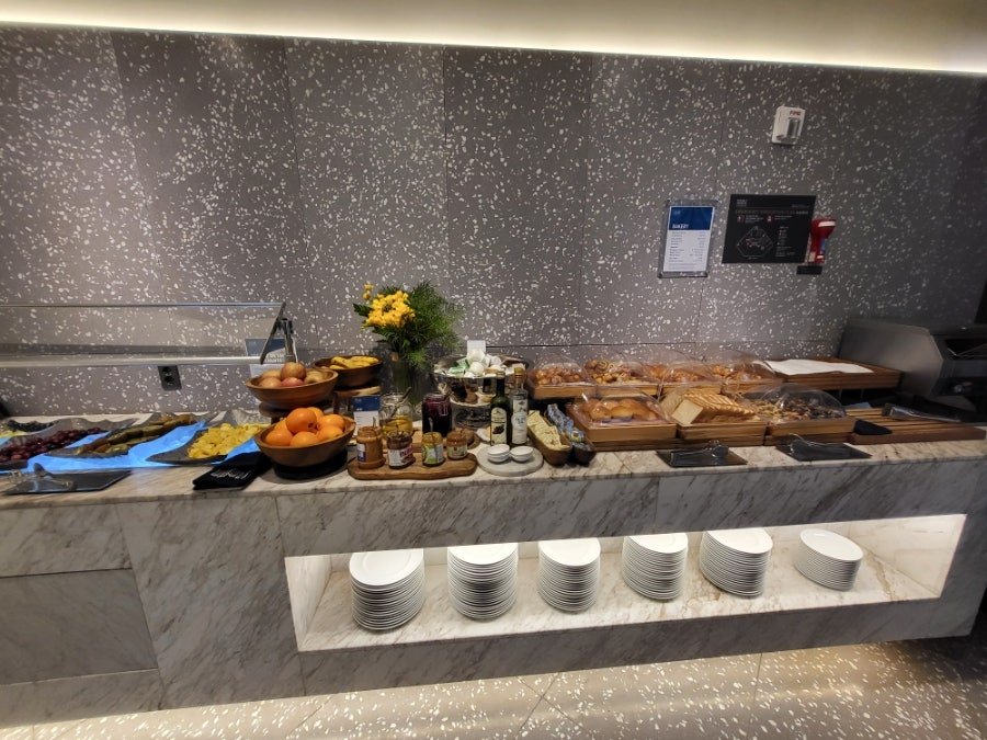 Breakfast buffet at Evolution in Four Points Seoul Gangnam
