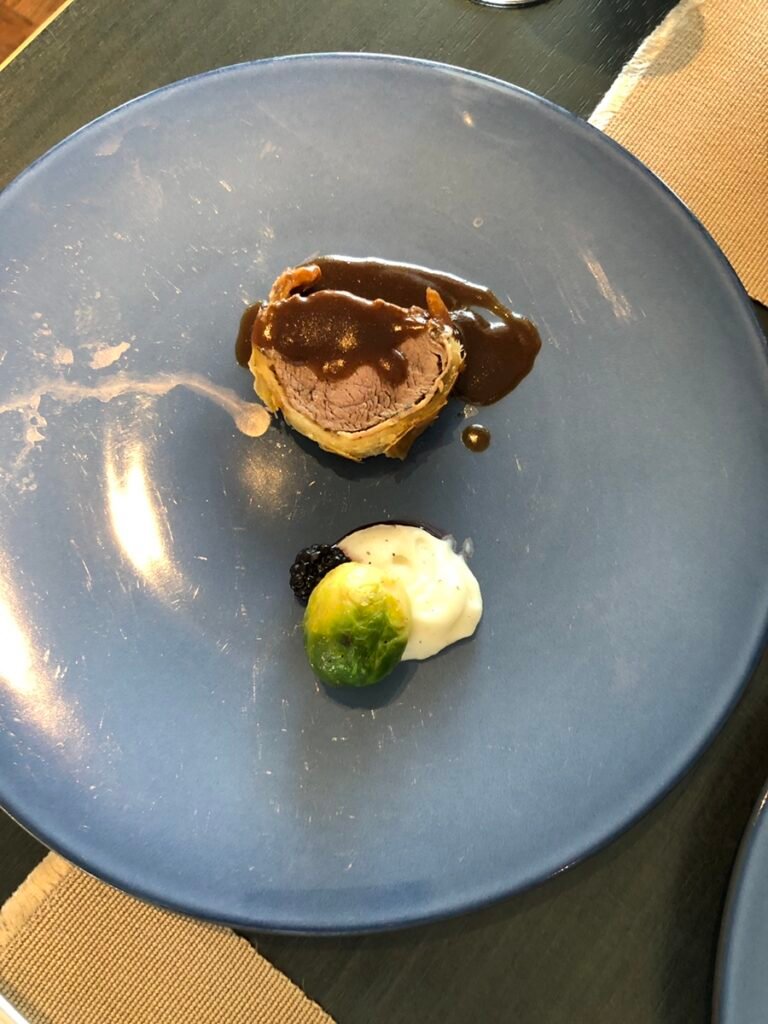 Beef Wellington served during evening cocktails at Club InterContinental Seoul Parnas