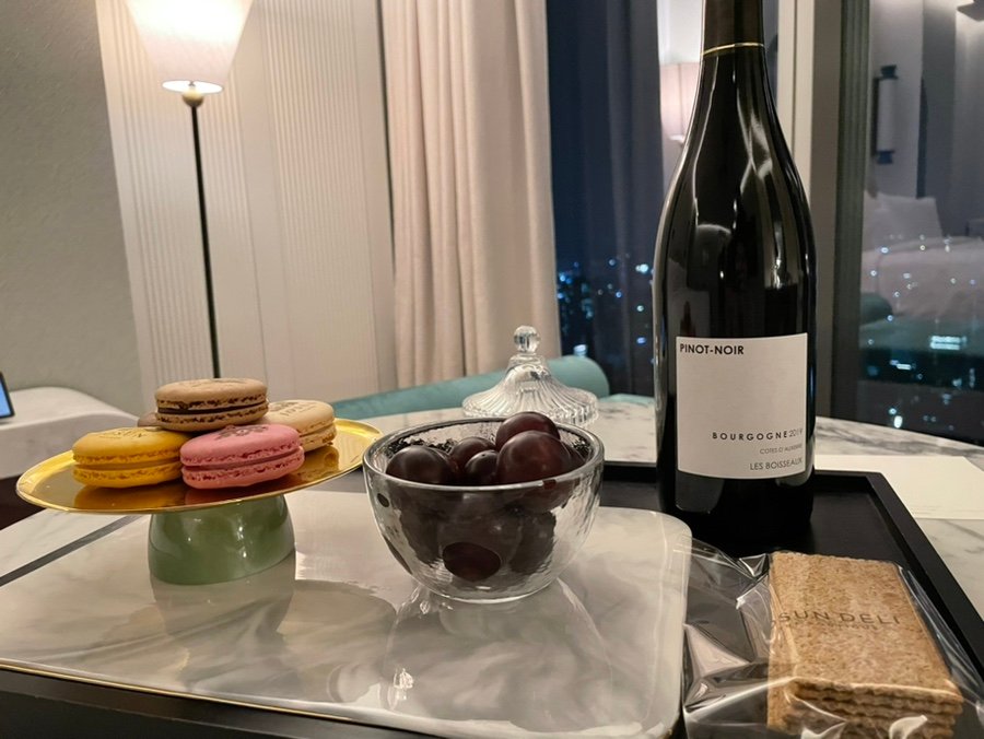 Wine and macarons delivered to a Grand Masters Room at Josun Palace Seoul