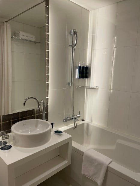 Bathroom with bathtub at Four Points by Sheraton Seoul Guro