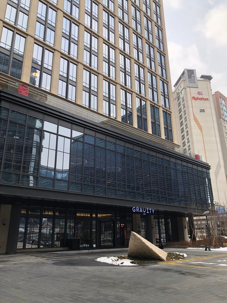 Exterior entrance of GRAVITY Josun Seoul Pangyo near Pangyo Station